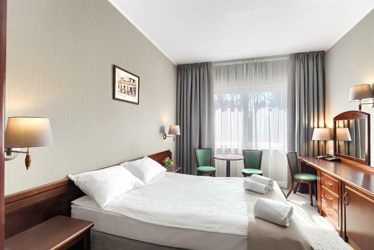 וורונקי Hotel Olympic מראה חיצוני תמונה