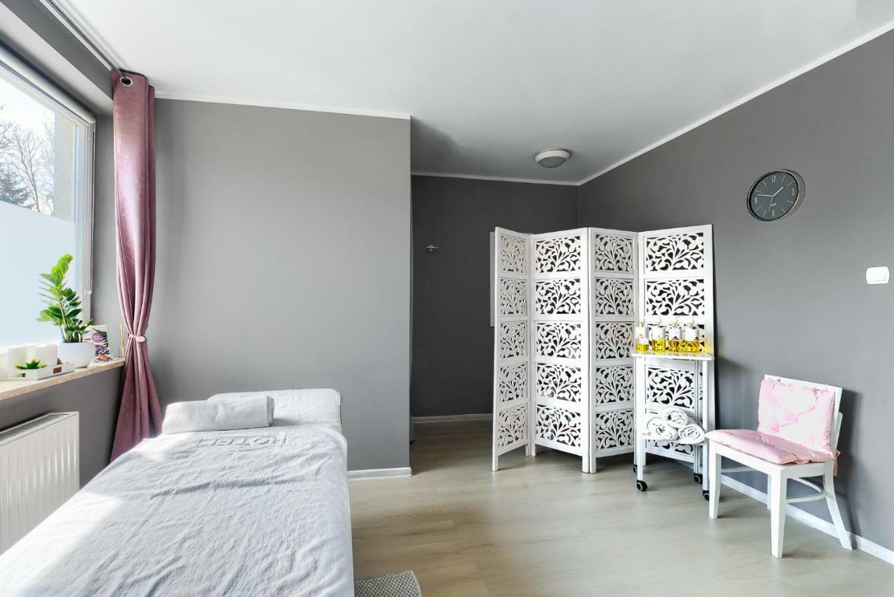 וורונקי Hotel Olympic מראה חיצוני תמונה